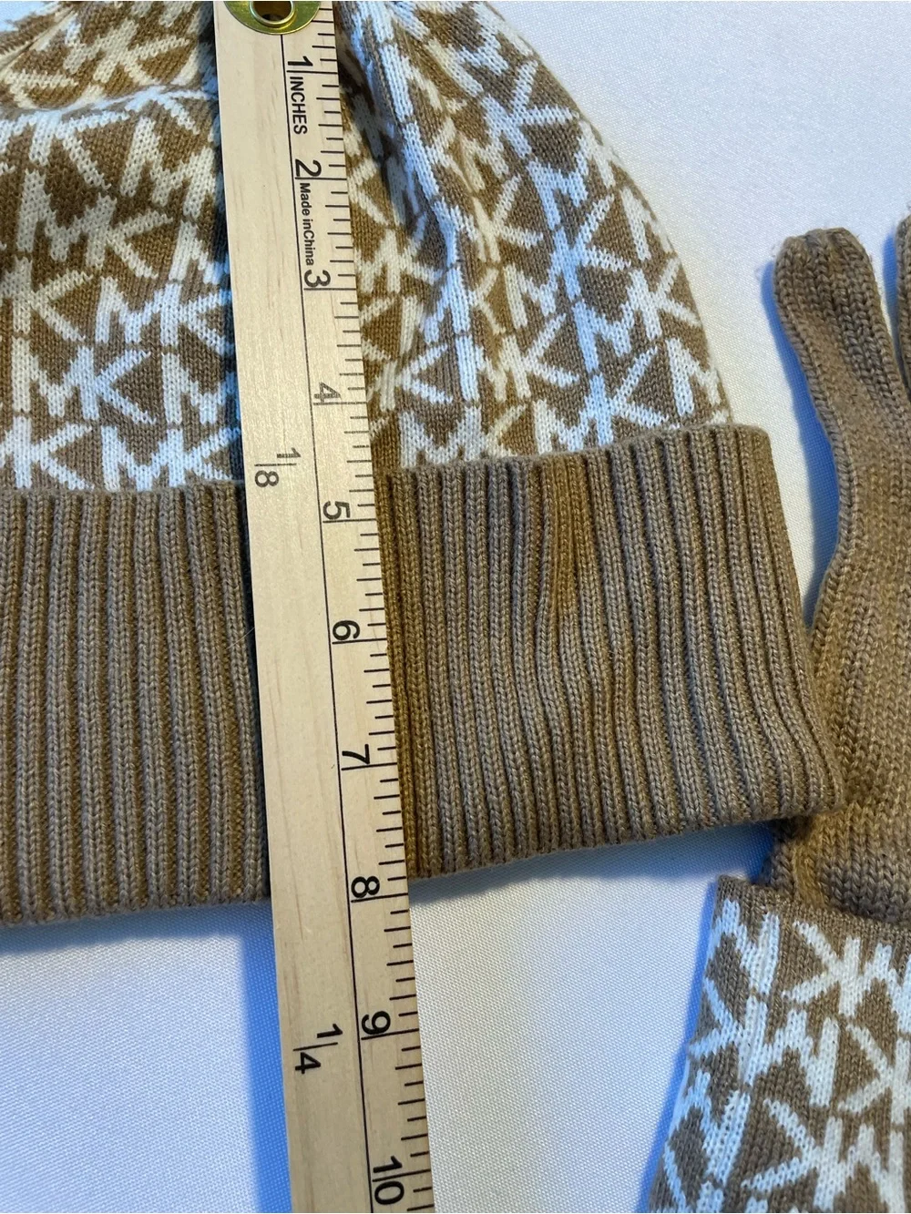 🔥 Michael Kors MK Logo Knit Beanie & Gloves Set Tan Cream